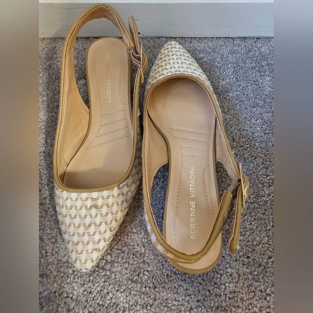 Adrienne Vittadini Papina Womens Pointed Closed Toe Block Heel Pumps Size 6